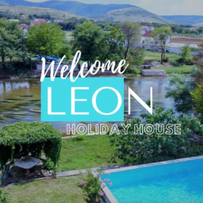 Holiday House LEON